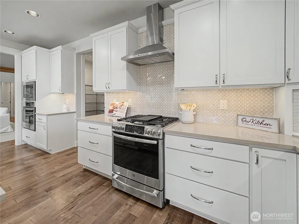 3284 Meadow Park Avenue Enumclaw, WA 98022