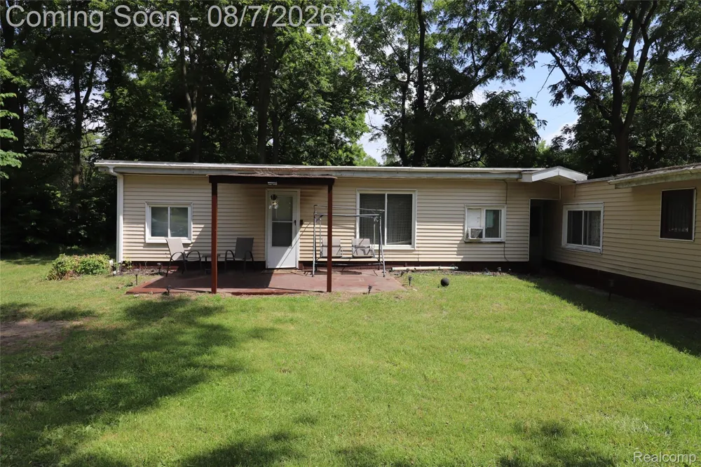 17963 Martinsville Road Sumpter Township, MI 48111