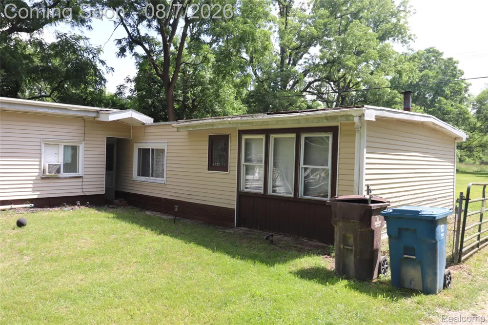 17963 Martinsville Road Sumpter Township, MI 48111