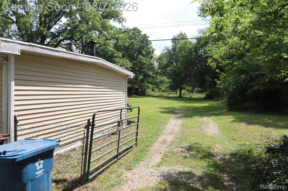 17963 Martinsville Road Sumpter Township, MI 48111