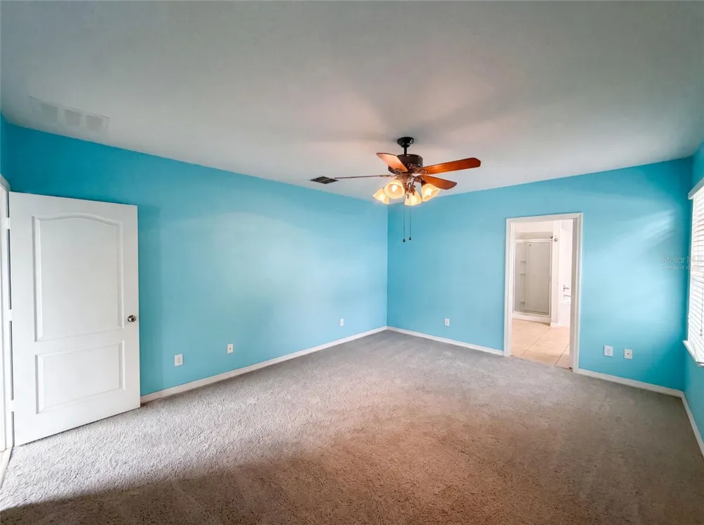 12902 SCOUT COURT Grand Island, FL 32735
