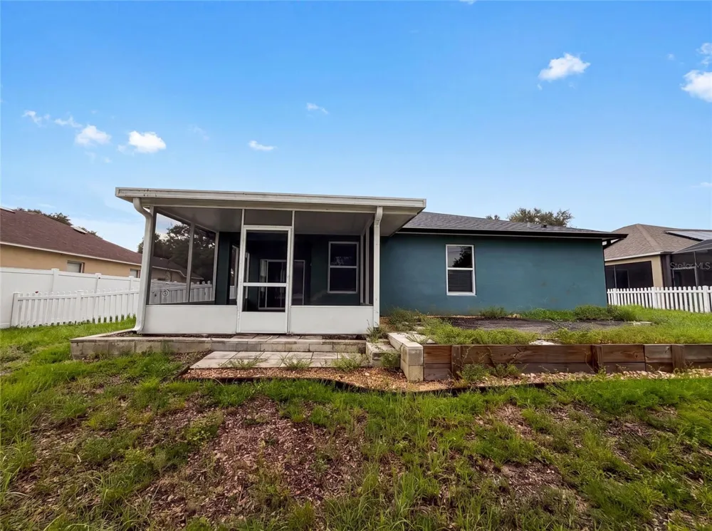 12902 SCOUT COURT Grand Island, FL 32735