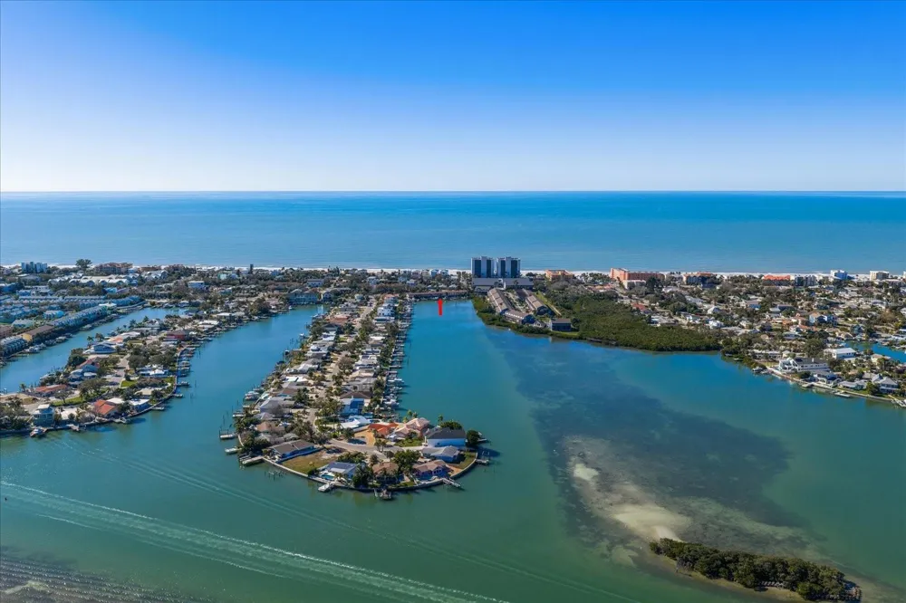 829 E GULF BOULEVARD #107 Indian Rocks Beach, FL 33785