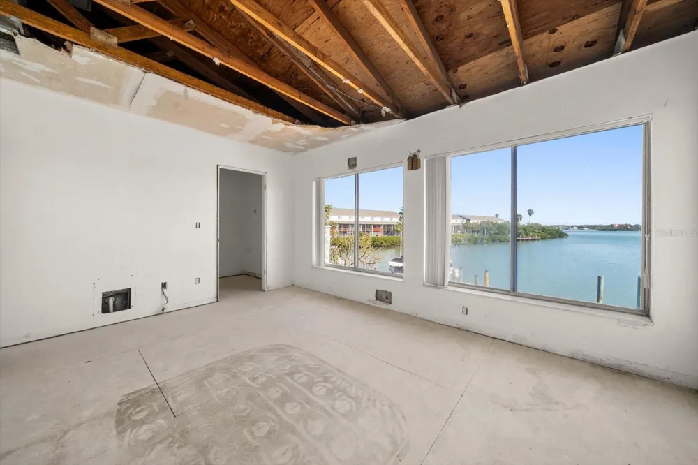 829 E GULF BOULEVARD #107 Indian Rocks Beach, FL 33785