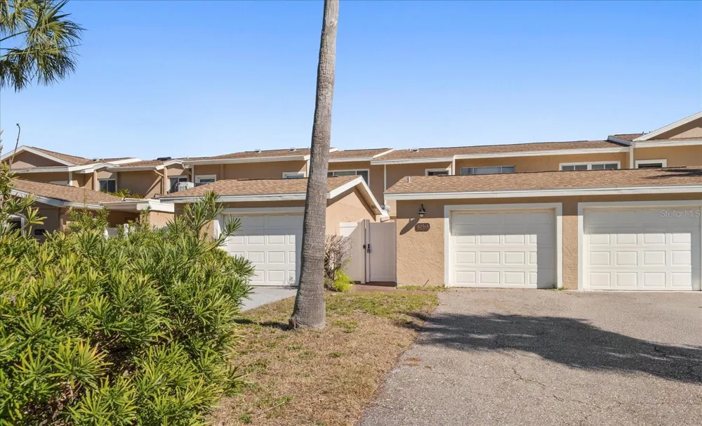 829 E GULF BOULEVARD #107 Indian Rocks Beach, FL 33785