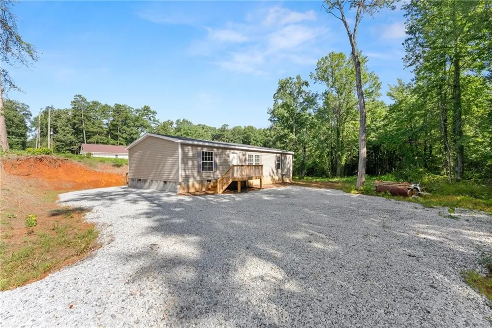 277 Yates Street Cornelia, GA 30531