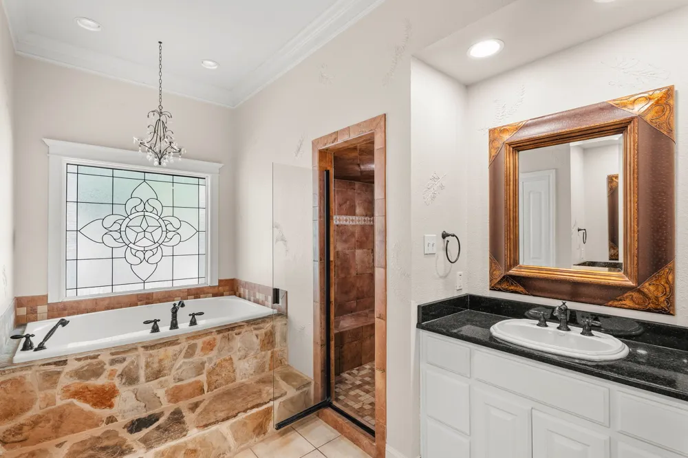 735 Winding Trail Crawford, TX 76638
