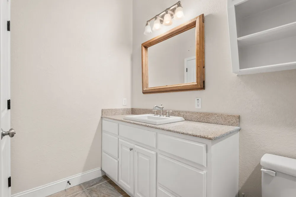 735 Winding Trail Crawford, TX 76638