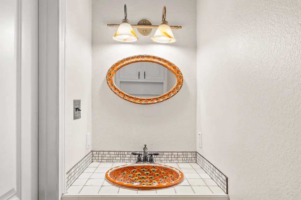 735 Winding Trail Crawford, TX 76638