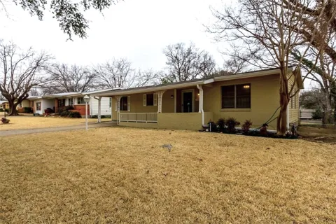 1214 Burleson Street