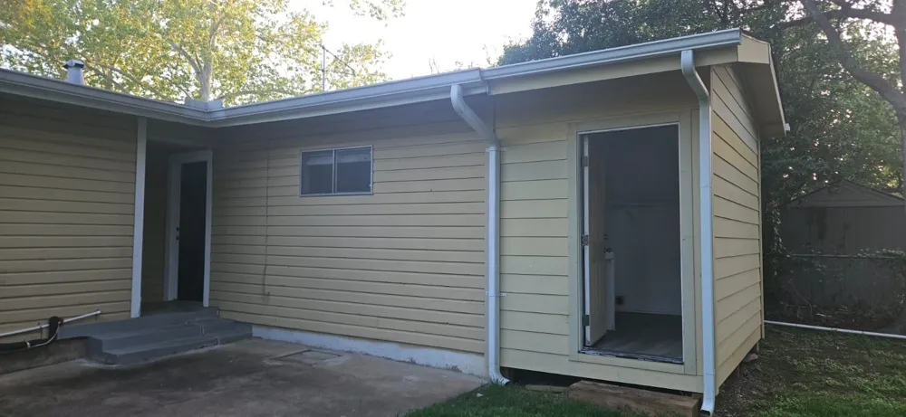 1214 Burleson Street Grand Prairie, TX 75050