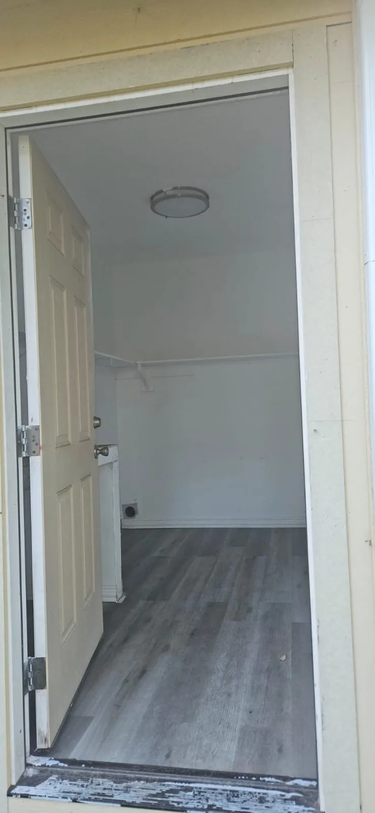 1214 Burleson Street Grand Prairie, TX 75050