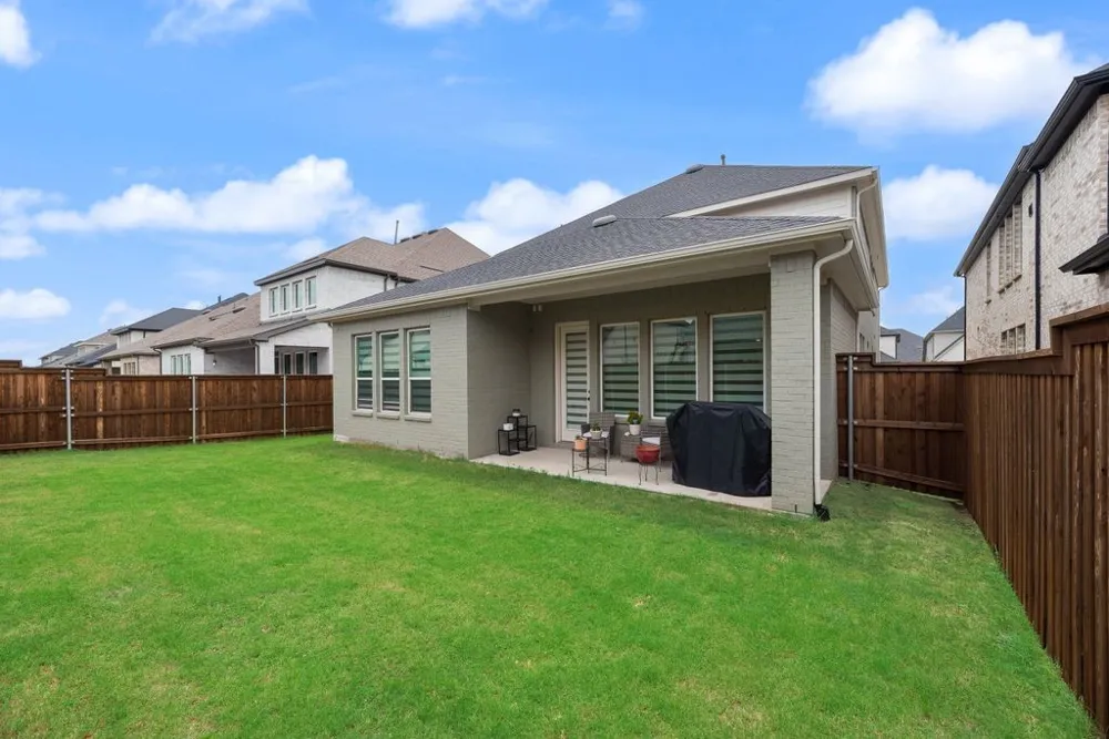 1220 Grass Hollow Place Celina, TX 75009