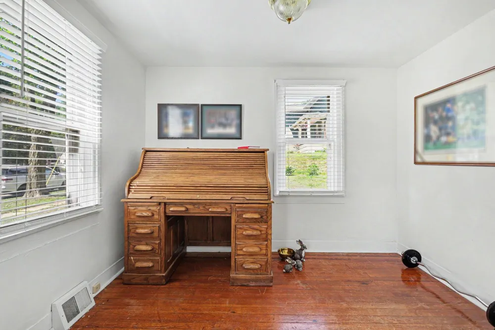 414 Mulberry Street Marshall, MI 49068
