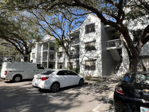 11277 W Atlantic Blvd #304