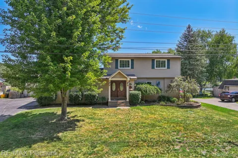 881 Bogie Lake Road