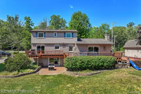 881 Bogie Lake Road