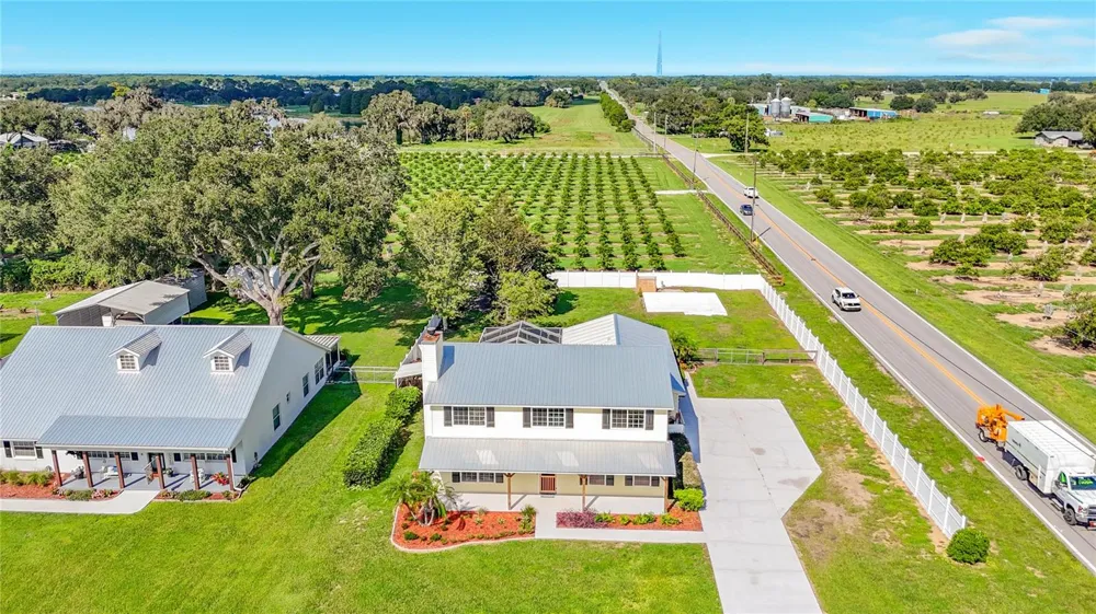 2 FT CLINCH HEIGHTS ROAD Frostproof, FL 33843