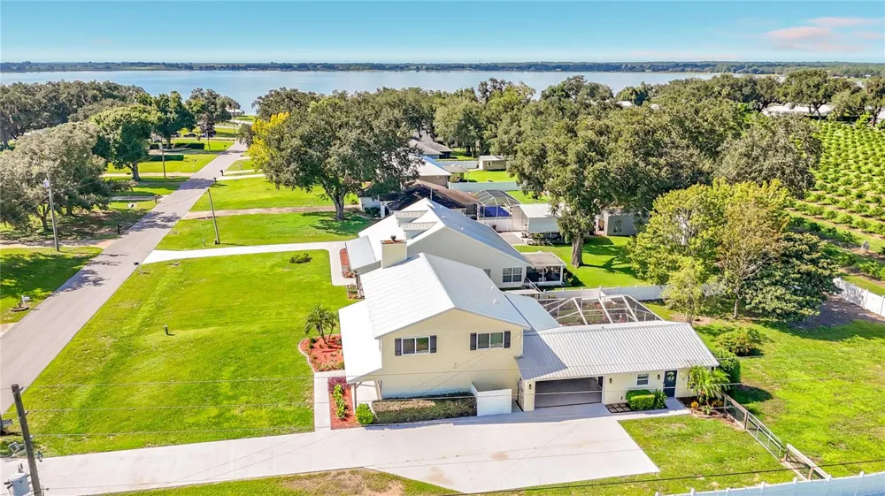 2 FT CLINCH HEIGHTS ROAD Frostproof, FL 33843