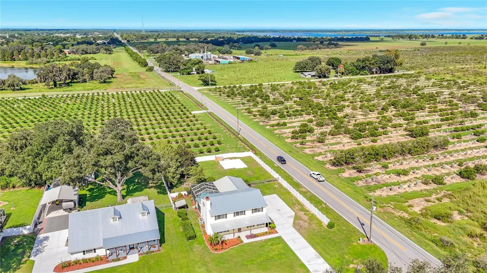2 FT CLINCH HEIGHTS ROAD Frostproof, FL 33843