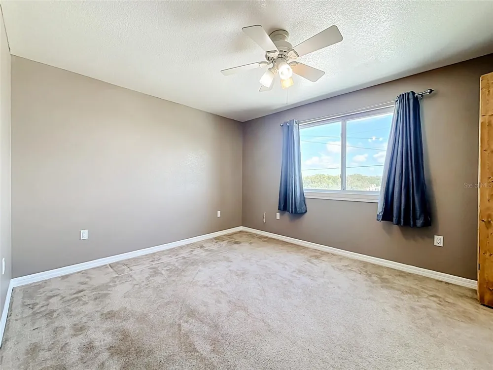2 FT CLINCH HEIGHTS ROAD Frostproof, FL 33843