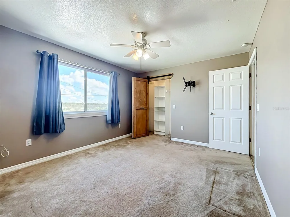 2 FT CLINCH HEIGHTS ROAD Frostproof, FL 33843