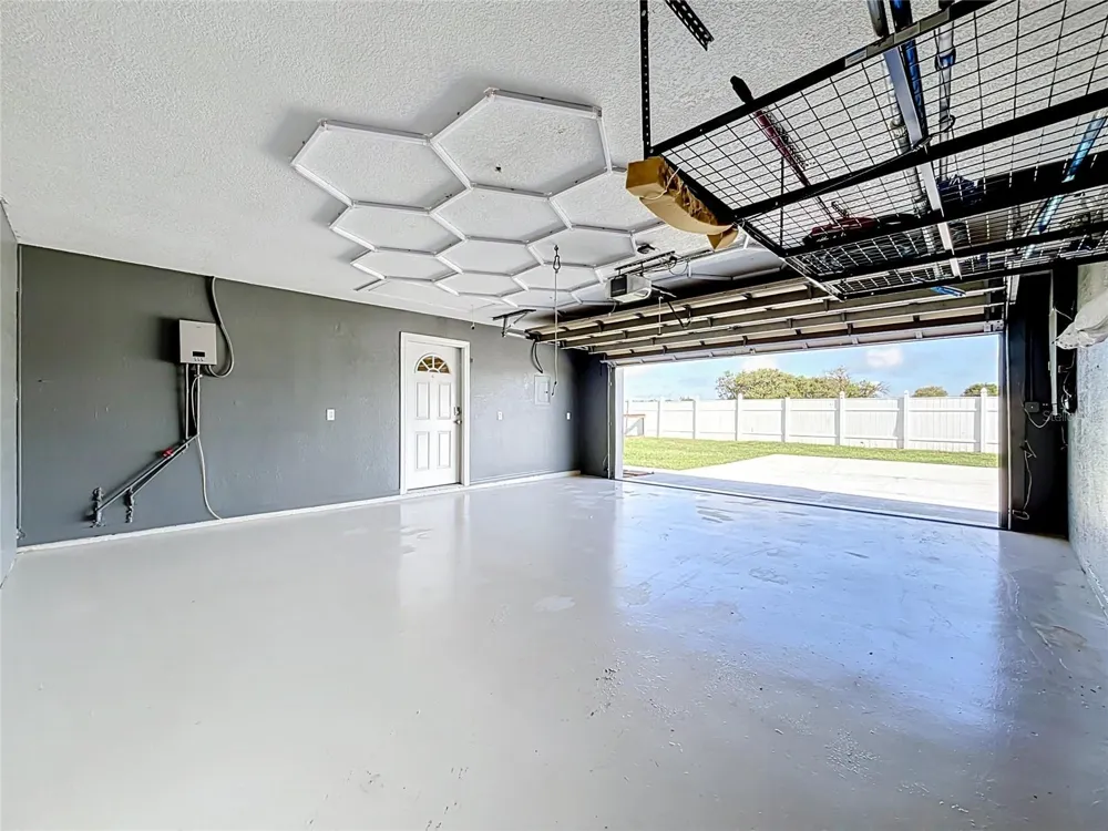 2 FT CLINCH HEIGHTS ROAD Frostproof, FL 33843