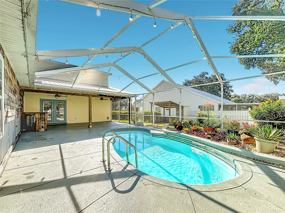 2 FT CLINCH HEIGHTS ROAD Frostproof, FL 33843
