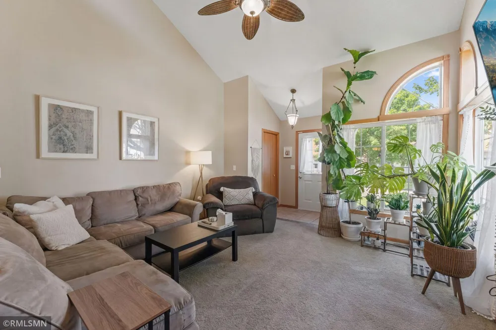 10751 Redwood Street NW Coon Rapids, MN 55433