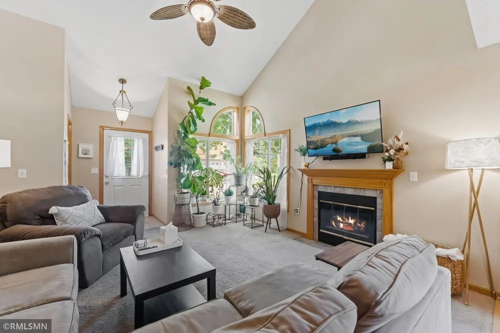 10751 Redwood Street NW Coon Rapids, MN 55433