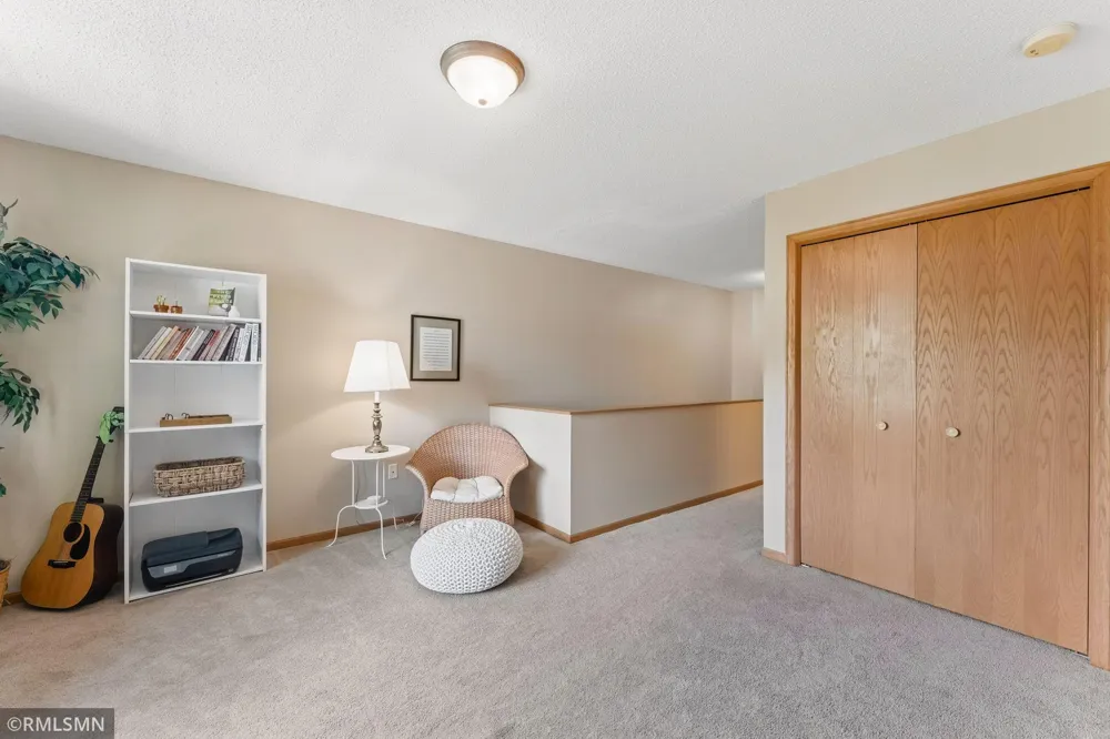 10751 Redwood Street NW Coon Rapids, MN 55433