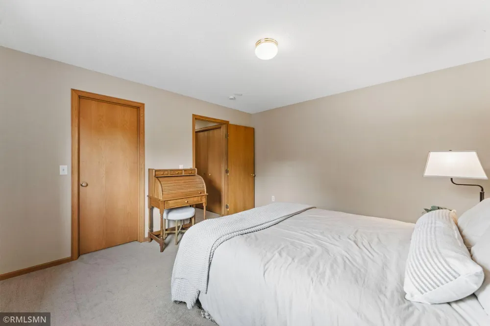 10751 Redwood Street NW Coon Rapids, MN 55433