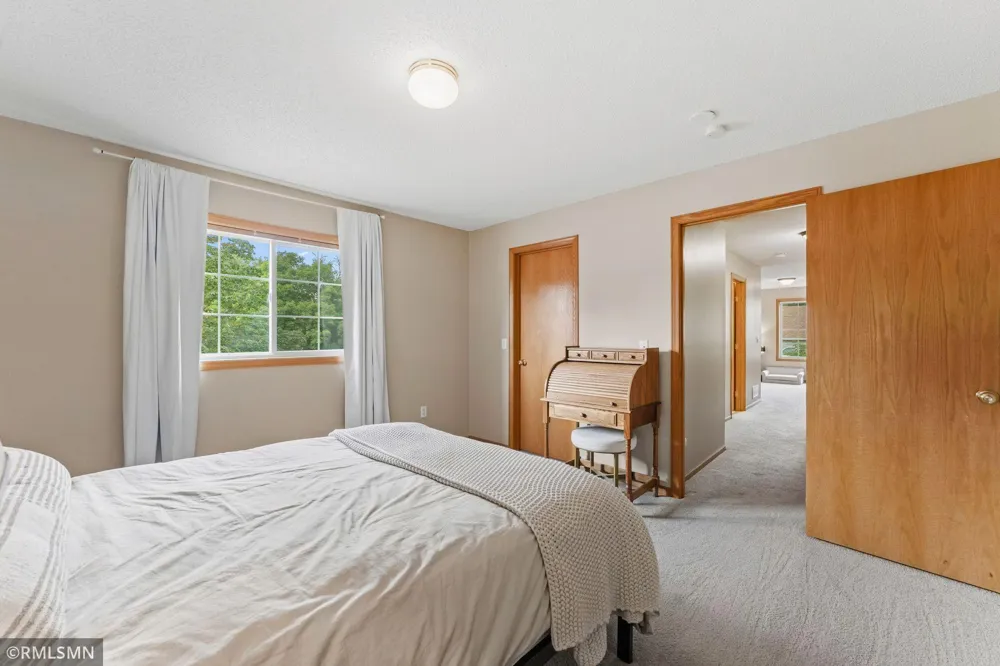 10751 Redwood Street NW Coon Rapids, MN 55433
