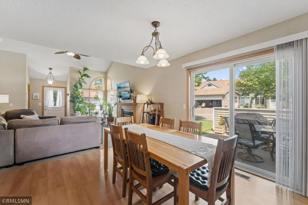 10751 Redwood Street NW Coon Rapids, MN 55433