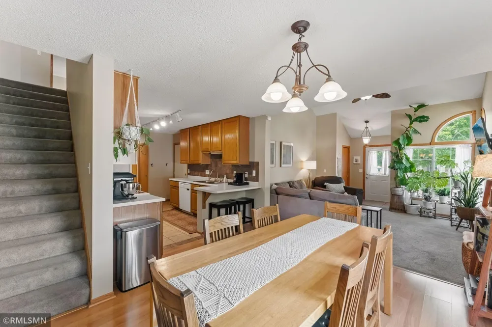 10751 Redwood Street NW Coon Rapids, MN 55433