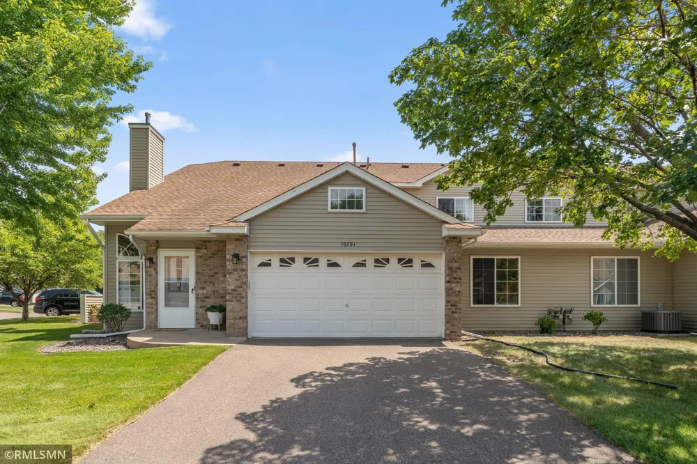 10751 Redwood Street NW Coon Rapids, MN 55433