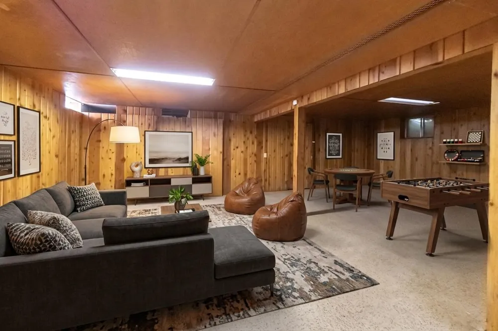 1751 Larpenteur Avenue E Maplewood, MN 55109
