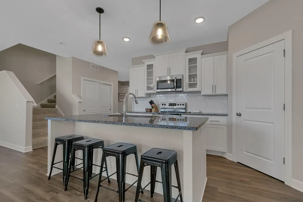 8582 Edmonson Way NE Monticello, MN 55362