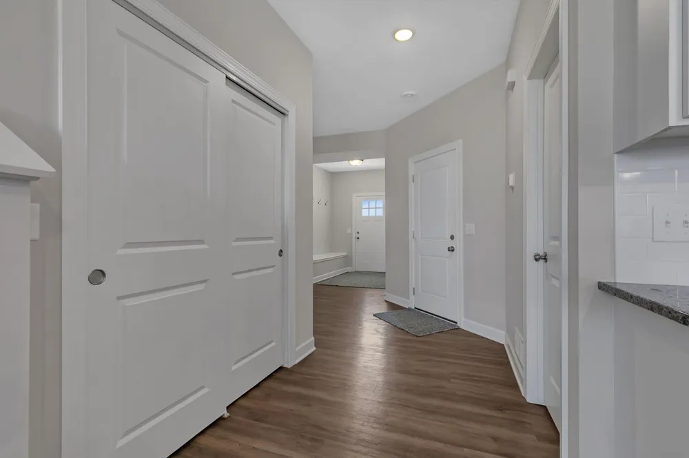 8582 Edmonson Way NE Monticello, MN 55362
