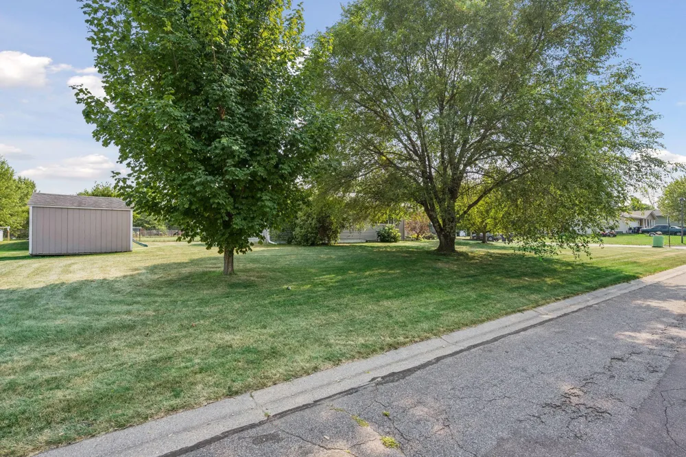 9230 Widgeon Lane Monticello, MN 55362
