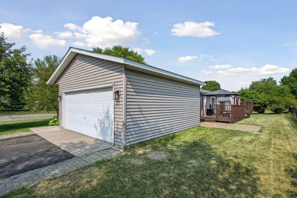 9230 Widgeon Lane Monticello, MN 55362
