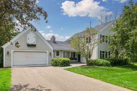 2775 White Oak Circle