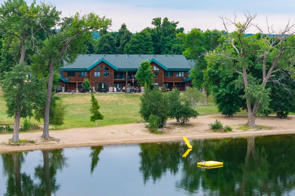14433 Grandview Lane Lake Park, MN 56554