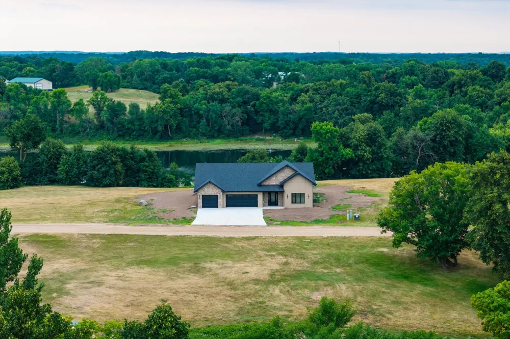 14433 Grandview Lane Lake Park, MN 56554