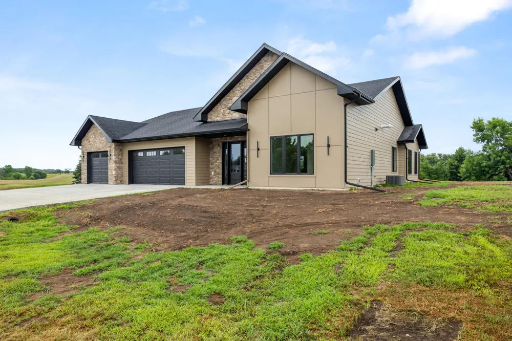 14433 Grandview Lane Lake Park, MN 56554