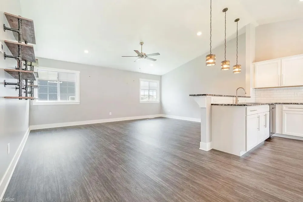 1193 Cooley Mill Lane Vicksburg, MI 49097