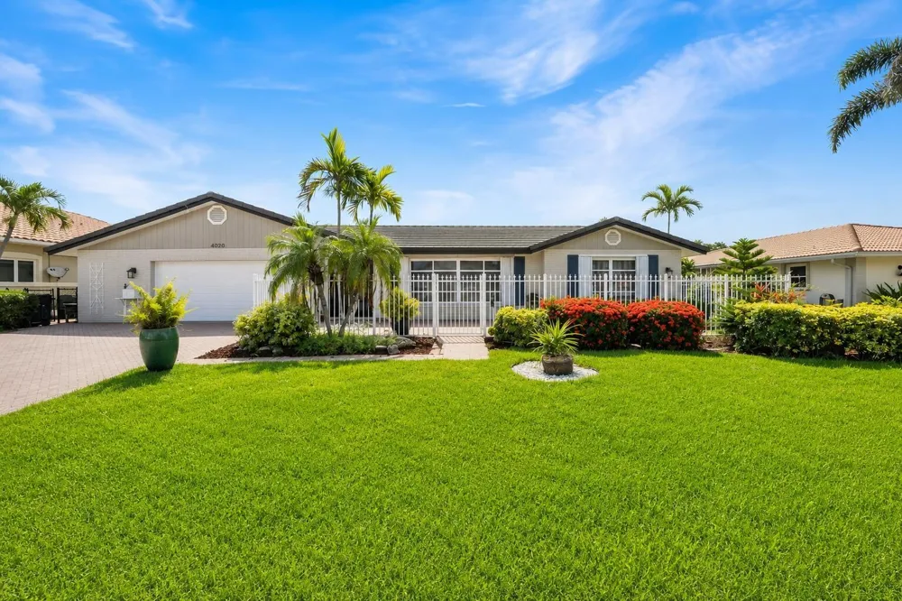 4020 NE 24th Avenue Lighthouse Point, FL 33064