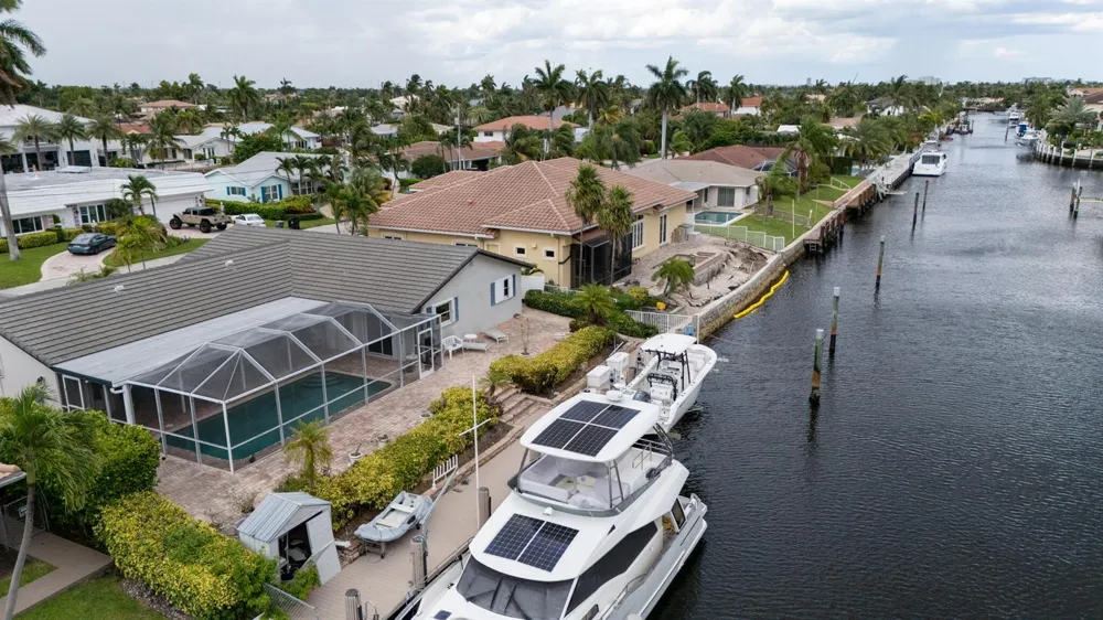 4020 NE 24th Avenue Lighthouse Point, FL 33064
