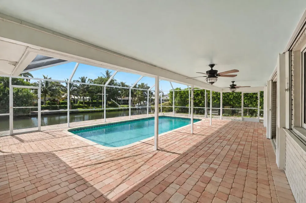 4020 NE 24th Avenue Lighthouse Point, FL 33064