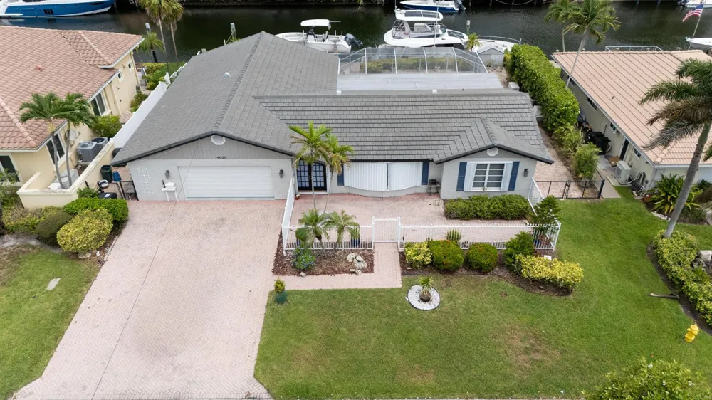 4020 NE 24th Avenue Lighthouse Point, FL 33064